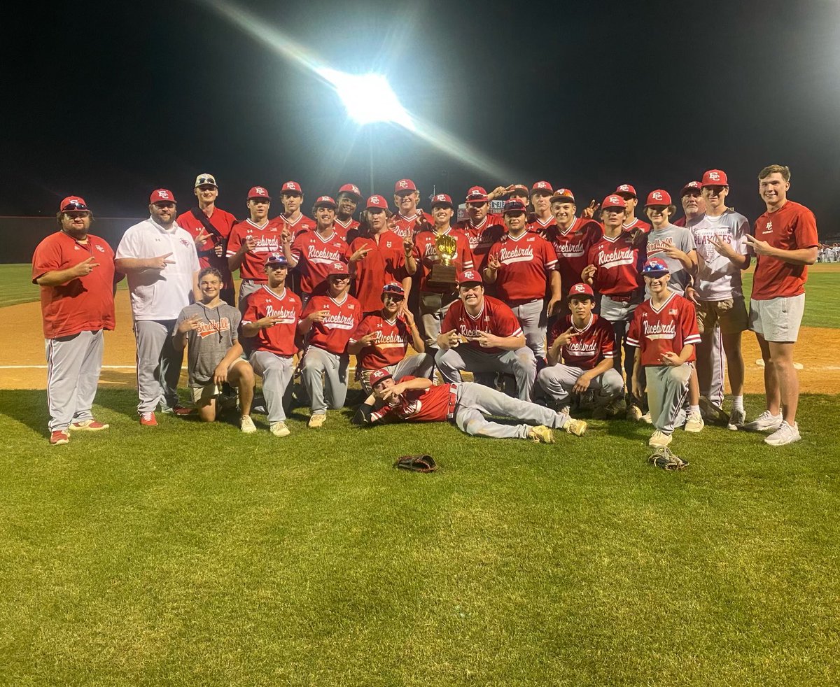 4A Region IV Area Playoffs
El Campo vs Boerne
Game 1: Thursday, May 11 at 6:00pm
Game 2: Saturday, May 13 at 1:00pm
Game 3: If necessary, 30 minutes following game 2

All games will be played at Del Valle High School
<a href="/4ATxHsBaseball/">4ATxHsBaseball</a> <a href="/ECbirdball/">Ricebird Baseball</a> <a href="/CoachTReeve/">Travis Reeve</a>