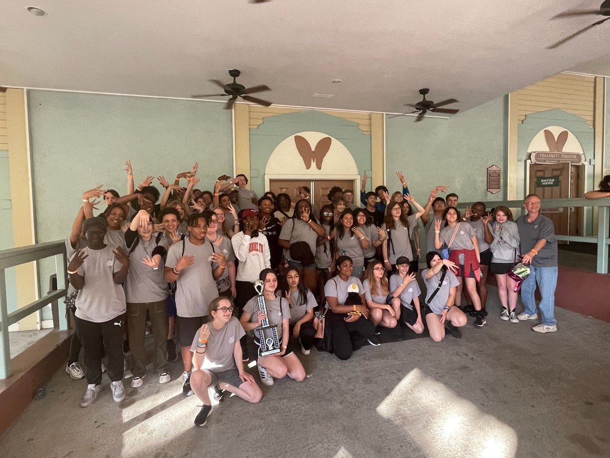 SGHSChoralDept's tweet image. South Garner’s music department just took over Dollywood!!! Three Superior and First Place Ratings from Titan Harmony, Band, and Orchestra!!! #3for3 @SouthGarnerHS @ThePrincipalFai @jose_aespinal