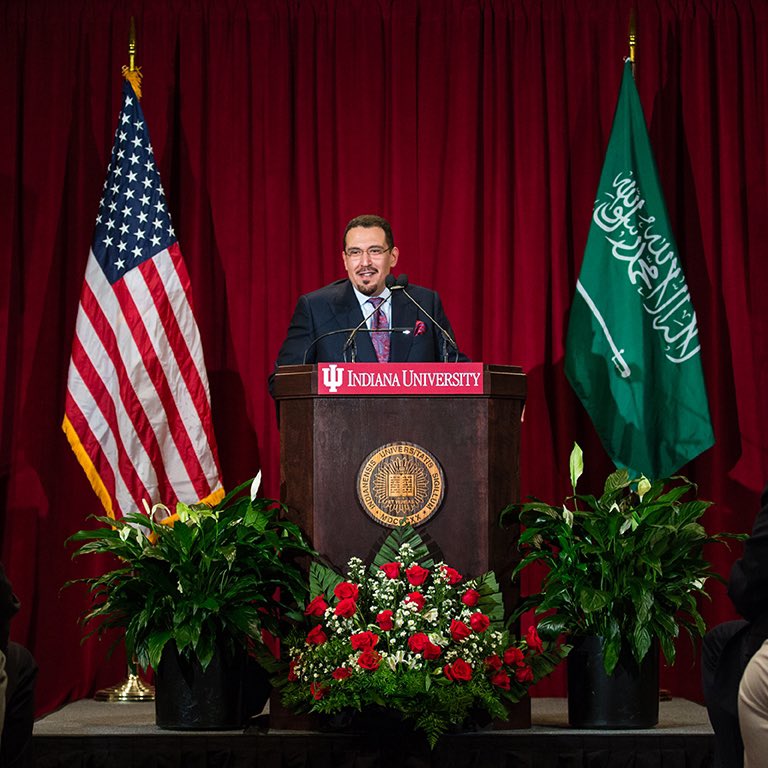 aascm2's tweet photo. Our sincere condolences are to HRH Prince Mansour bin Nasser bin Abdulaziz of Saudi Arabia for the passing of his mother. 
Prince Mansour visited IU and AASCM on Oct 26, 2016. 
We wish him peace, comfort, and courage at this time of sorrow. 
-
(Photo credited to IU broadcast) https://t.co/L1x2V2lTXa