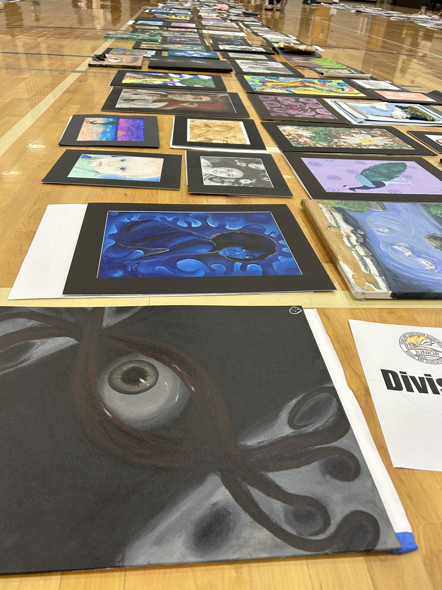 Great day at Region 13N Junior VASE. 171 rating 4 and 14 Platinum Medals - excellent work <a href="/RoundRockISD/">Round Rock ISD</a> artists! #rrisdcreates