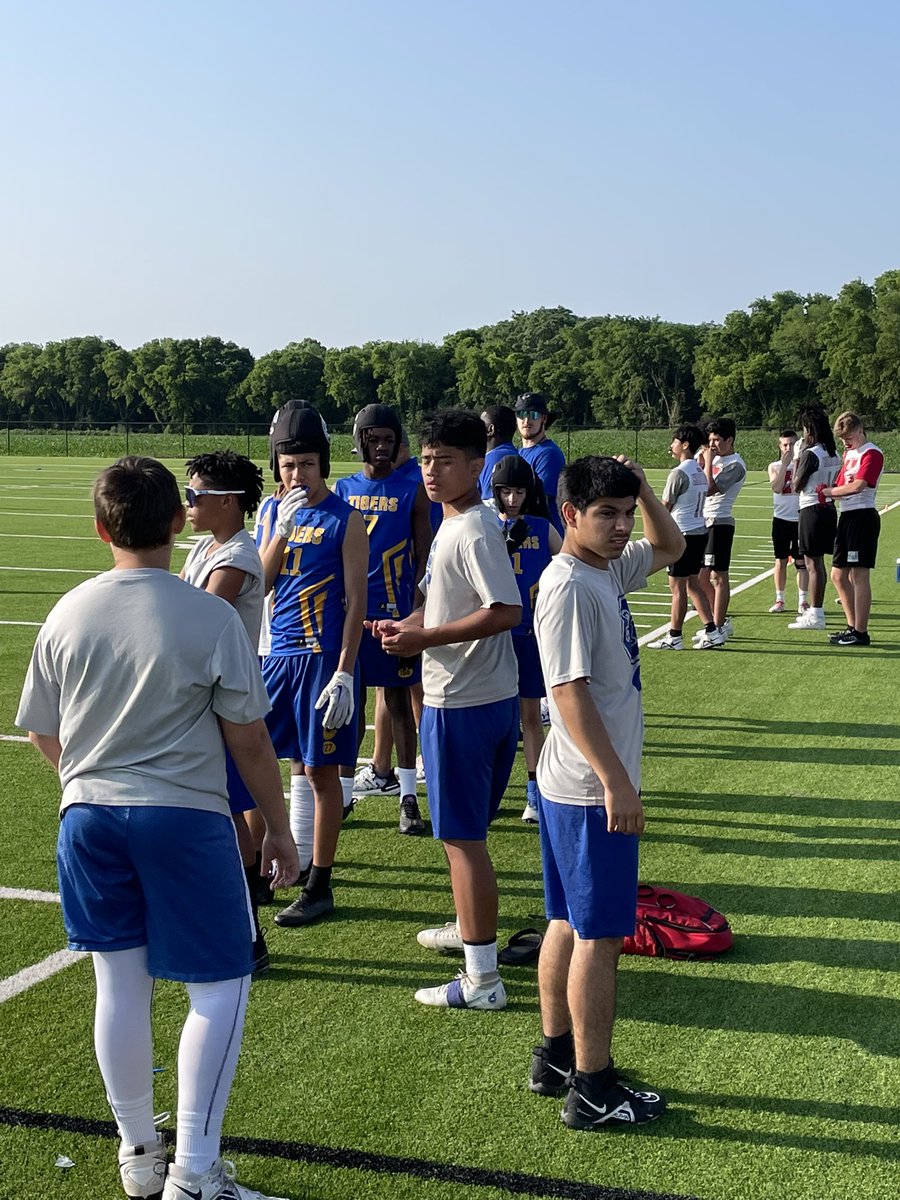 We had another first in Corsicana FB. Today our Middle School competed in their first ever MS 7 on 7 tournament in Waxahachie. Our 7th graders finished 2-2. 8th graders finished 3rd overall. All kids competed at a high level and got better together. <a href="/CorsicanaISD/">Corsicana ISD</a> <a href="/CorsicanaFB/">Corsicana Football</a>