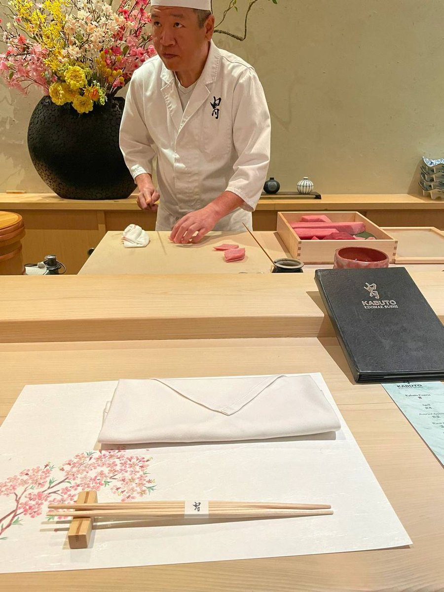 Amy665456's tweet photo. Thank you friend for the Japanese food. https://t.co/UI9488kzA6