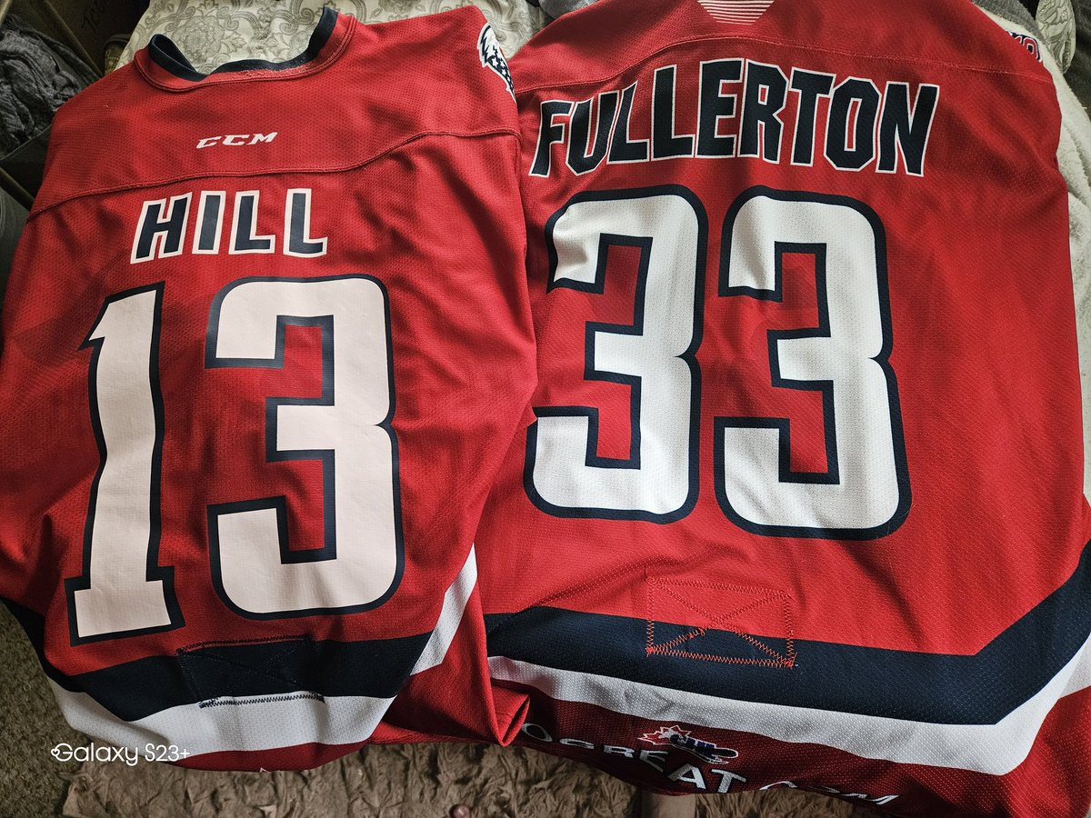 Ally Marie tweet media