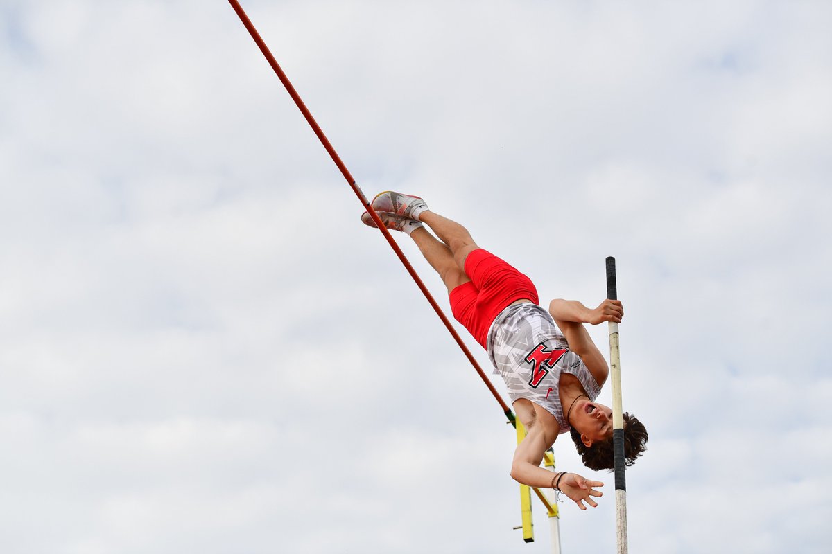YSUTrackFieldXC's tweet image. Horizon League Championships
Men's Results - Pole Vault

🥇 Wyatt Lefker - 5.30m (MEET RECORD)
🥈 Dorian Chaigneau - 5.20m
🥉 Blake Sifferlin - 5.10m

That's four straight wins for Wyatt in the event!

#GoGuins 🐧 // #FlyWithTheY 🤘