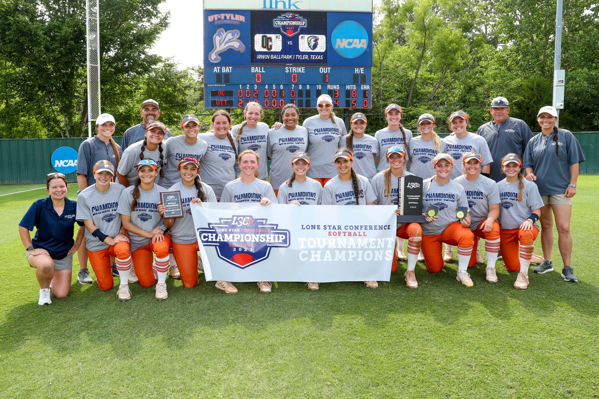 LoneStarConf's tweet image. Your 2023 #LSCsoft Tournament Champions: @uttylerpatriots. 🥎🏆

📷 | @LangWhitePhoto