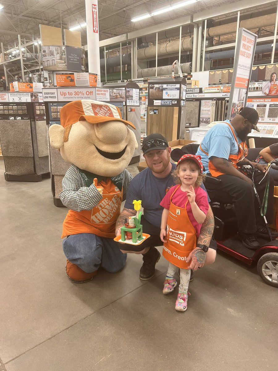 Maria Rebmann tweet media