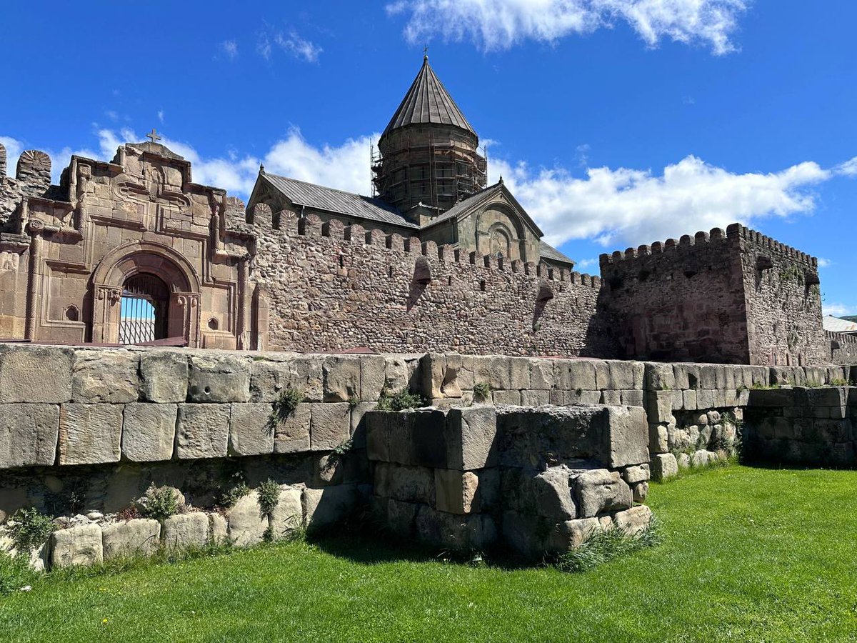 this place is the ancent .,this place is the acent