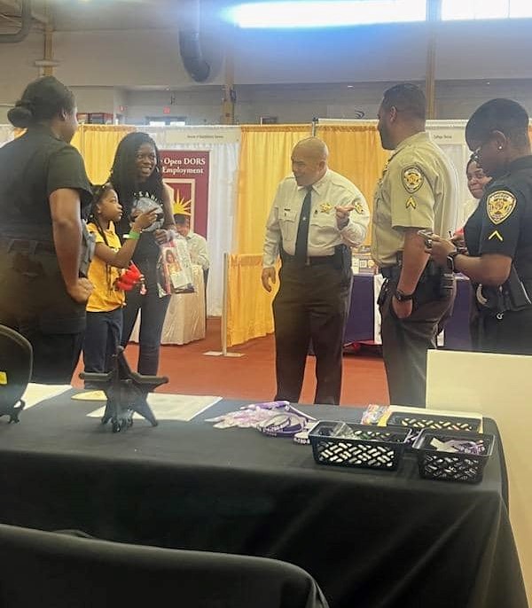 PGSheriff_PIO's tweet photo. What an eventful day at the Tots to Teen Expo. We have some amazing youth doing extraordinary things. Thanks for stopping by to visit with the men and women of the Office of the Sheriff. #PGSO https://t.co/hxJNn82wcH
