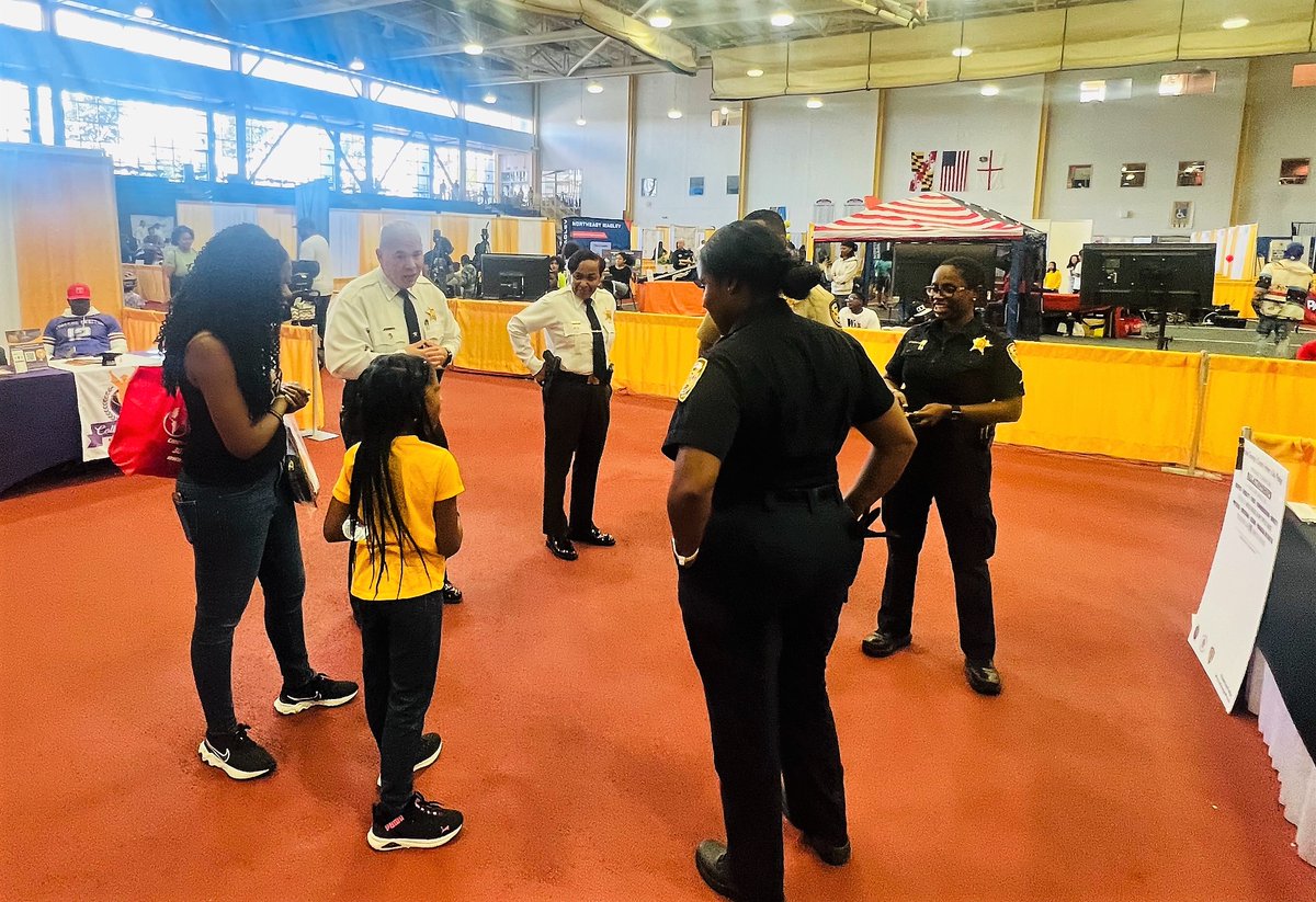 PGSheriff_PIO's tweet photo. What an eventful day at the Tots to Teen Expo. We have some amazing youth doing extraordinary things. Thanks for stopping by to visit with the men and women of the Office of the Sheriff. #PGSO https://t.co/hxJNn82wcH