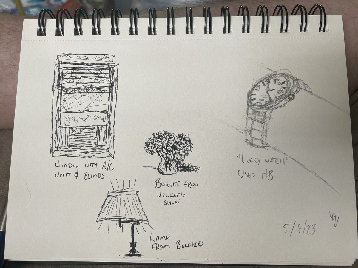 thisisjgfoster's tweet photo. Daily doodles. Slowly learning how to do loose sketches 😁

#doodleart #dailysketch https://t.co/TrMnEmto4Y