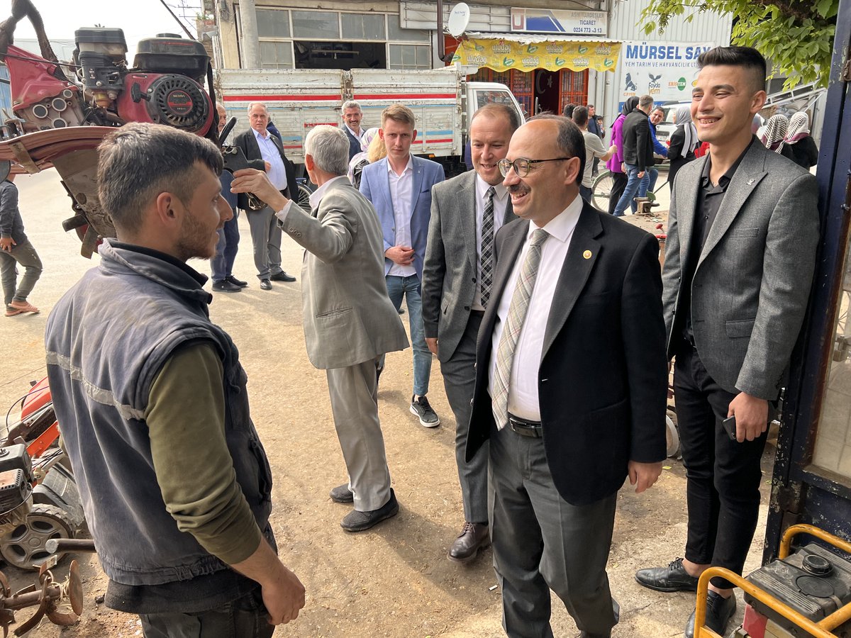 OsmanMesten16's tweet photo. .@akpartibrs Sahada
@16AkYenisehir Sahada

📌 Seçim 2023
📍 Yenişehir

> Sanayi Caddesi selamlaşma 
> Eski Sanayi selamlaşma 
> Baba Sultan Camii ikindi buluşması
> Ali Can Caddesi selamlaşma 

#DoğrusuAKParti
#TürkiyeYüzyılıİçinDoğruZamanDoğruAdam
#DoğruAdımlarlaYolaDevam https://t.co/j0hMmv1ehM