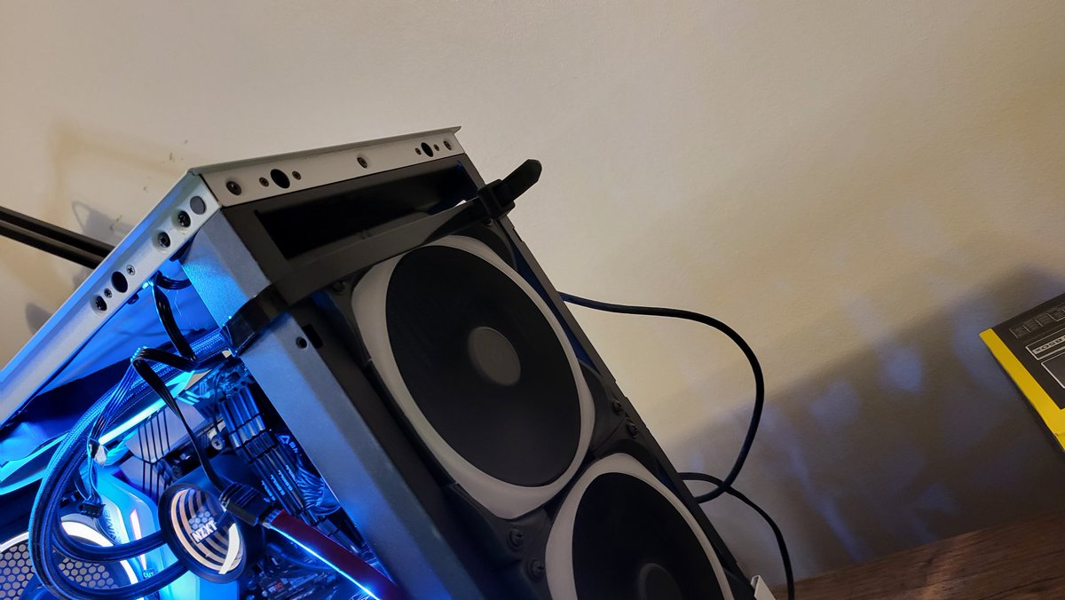 Pucks Out Podcast tweet media