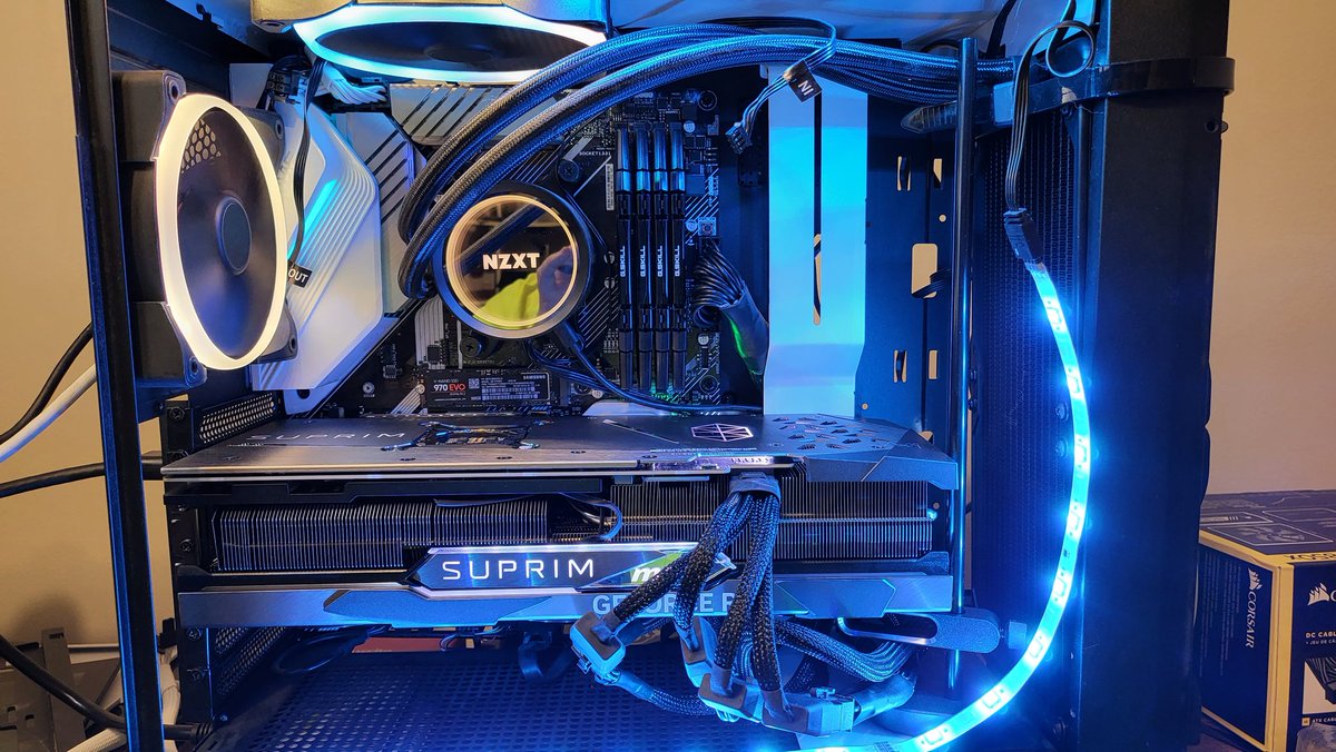 Pucks Out Podcast tweet media