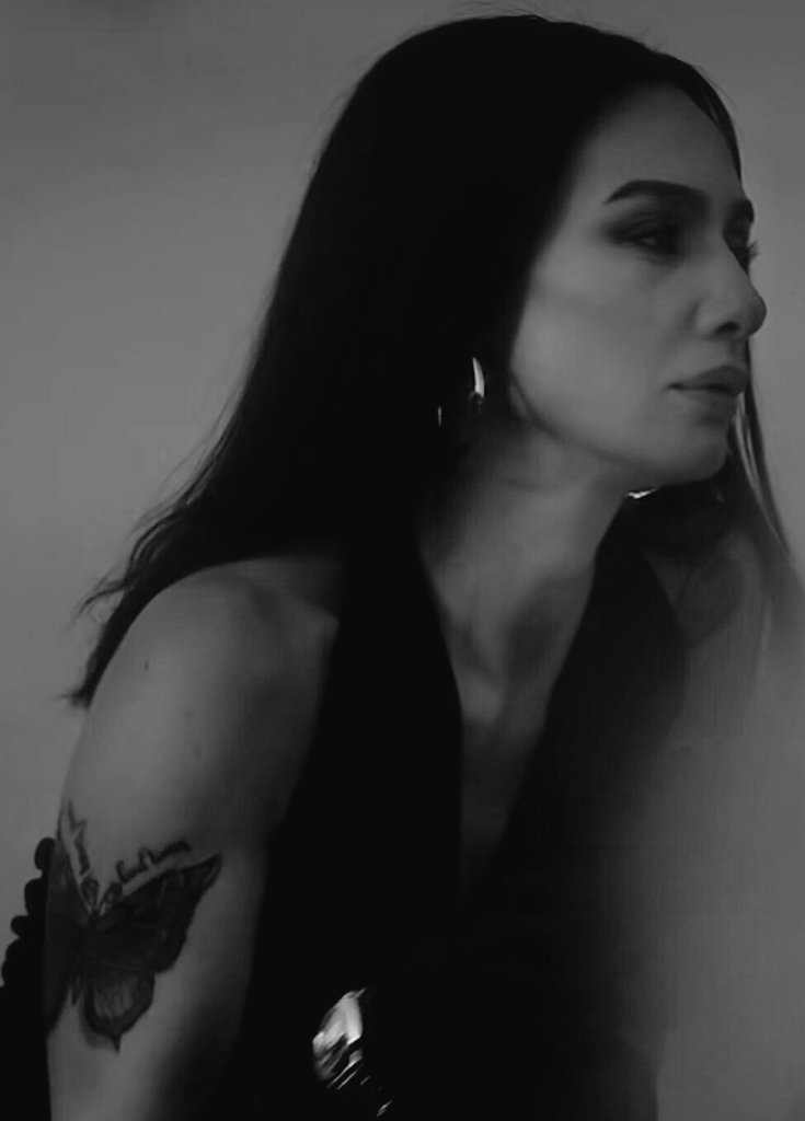 Birce_Akalay on Twitter: "🖤 🖤 #BirceAkalay"