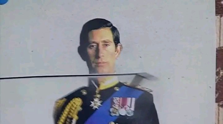 mylossia's tweet photo. HAPPY CORONATION OF THE JING  TO MY BRITISH FRIENDS PEEP PEEP CHERRIO MATE, WINGARDIUM LEVIOSA OR SUM SHIT FOR THE KING 👑 YEAH!! 💪🏻💪🏻💪🏻 GOD BLESS AMERICA 🦅🦅🦅 https://t.co/p7hLRH1oxy