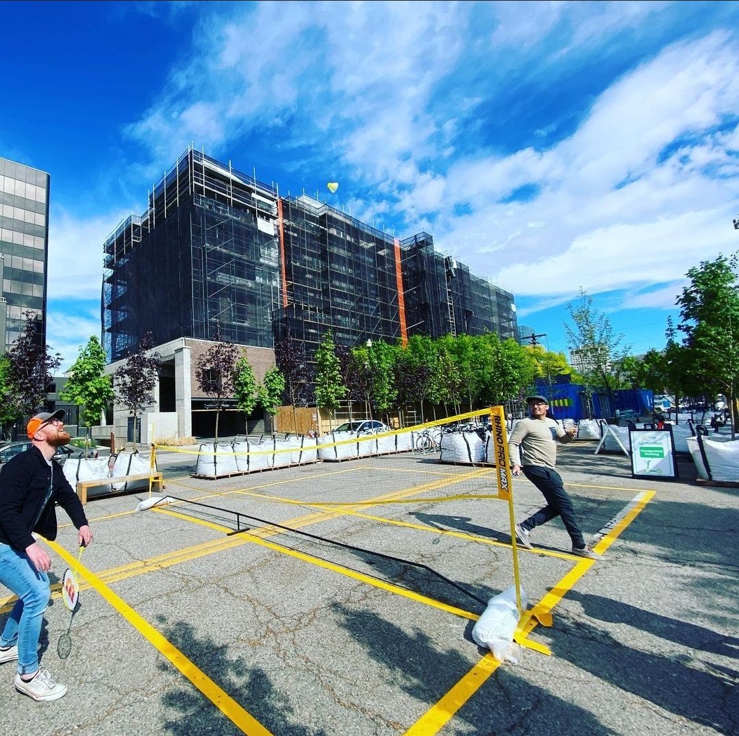 AlexCragun's tweet image. Badminton ain't that bad. #greenloop @SweetStreetsSLC @slcmoves