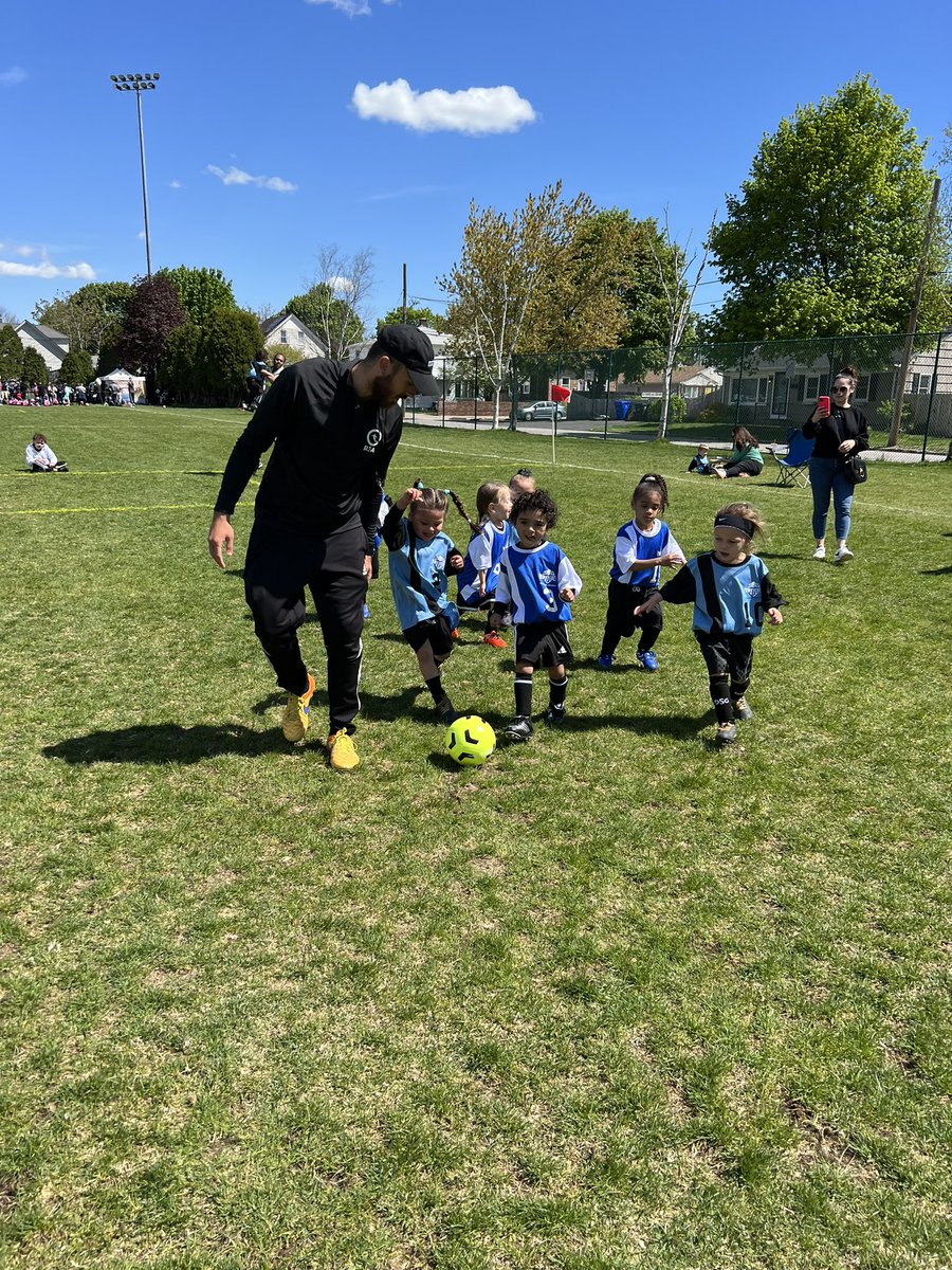SANDRISCANO's tweet photo. Saturday mornings are for soccer! โฝ๏ธ
so great to see so many families cheering on the kidsโ game! Thank you @Pawtucket Youth Soccer Association PYSA for providing great opportunities for our children and families! #SoccerMom #Goal #TeamCano https://t.co/gui0JdF6lV