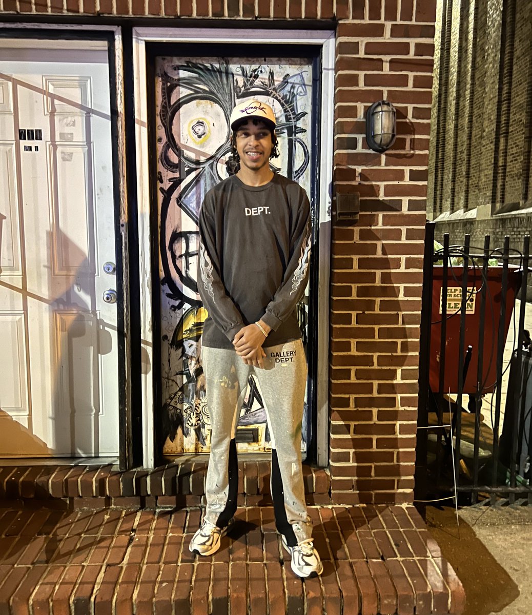 meechomerta's tweet photo. Sh*t could be worst so I’ll never complain. #LLK2x #NRNR #LLQ https://t.co/DRAJzqhXbH