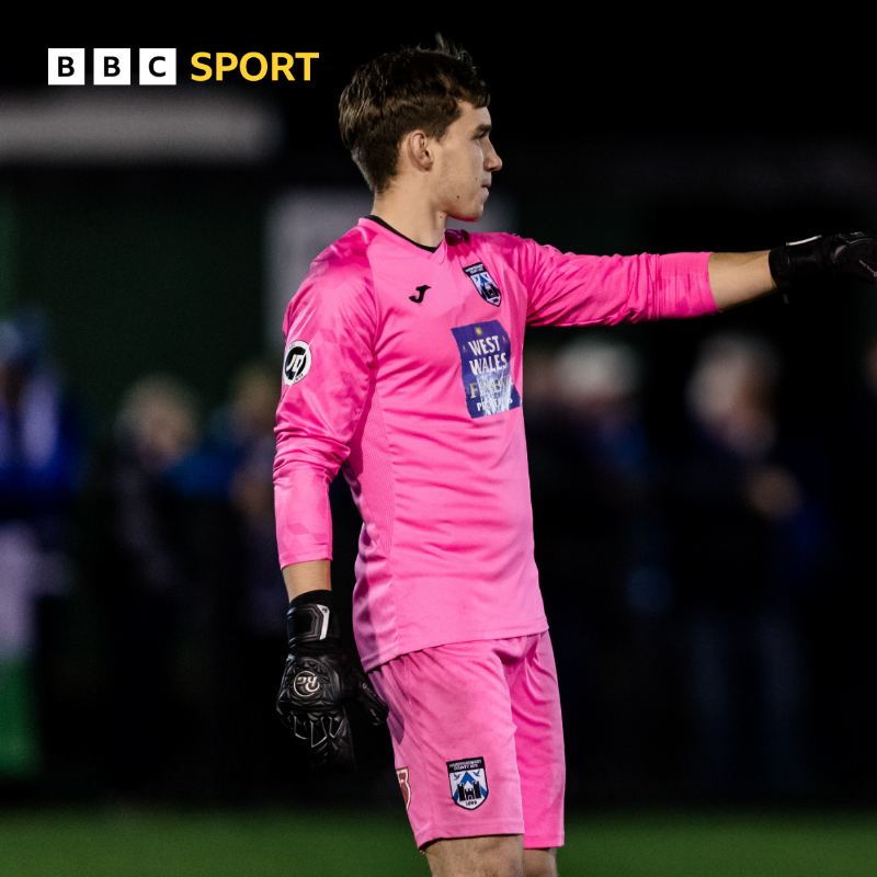 BBCSportWales's tweet photo. Goalkeeper Zac Jones was the hero as Haverfordwest beat Cardiff Met 4-3 on penalties to secure their place in the Cymru Premier European play-off final ⚽

#BBCFootball