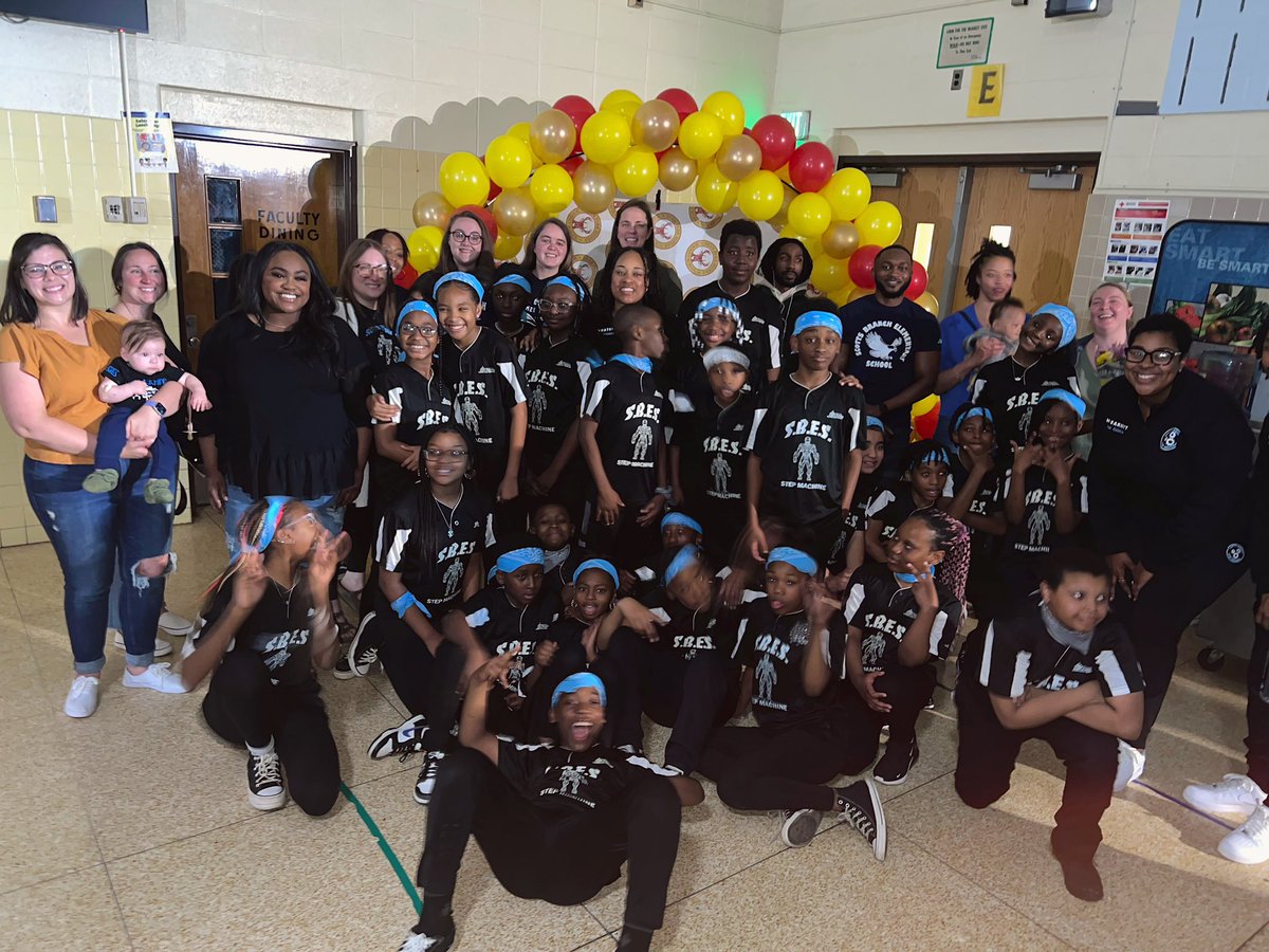 Mr. Perry tweet media