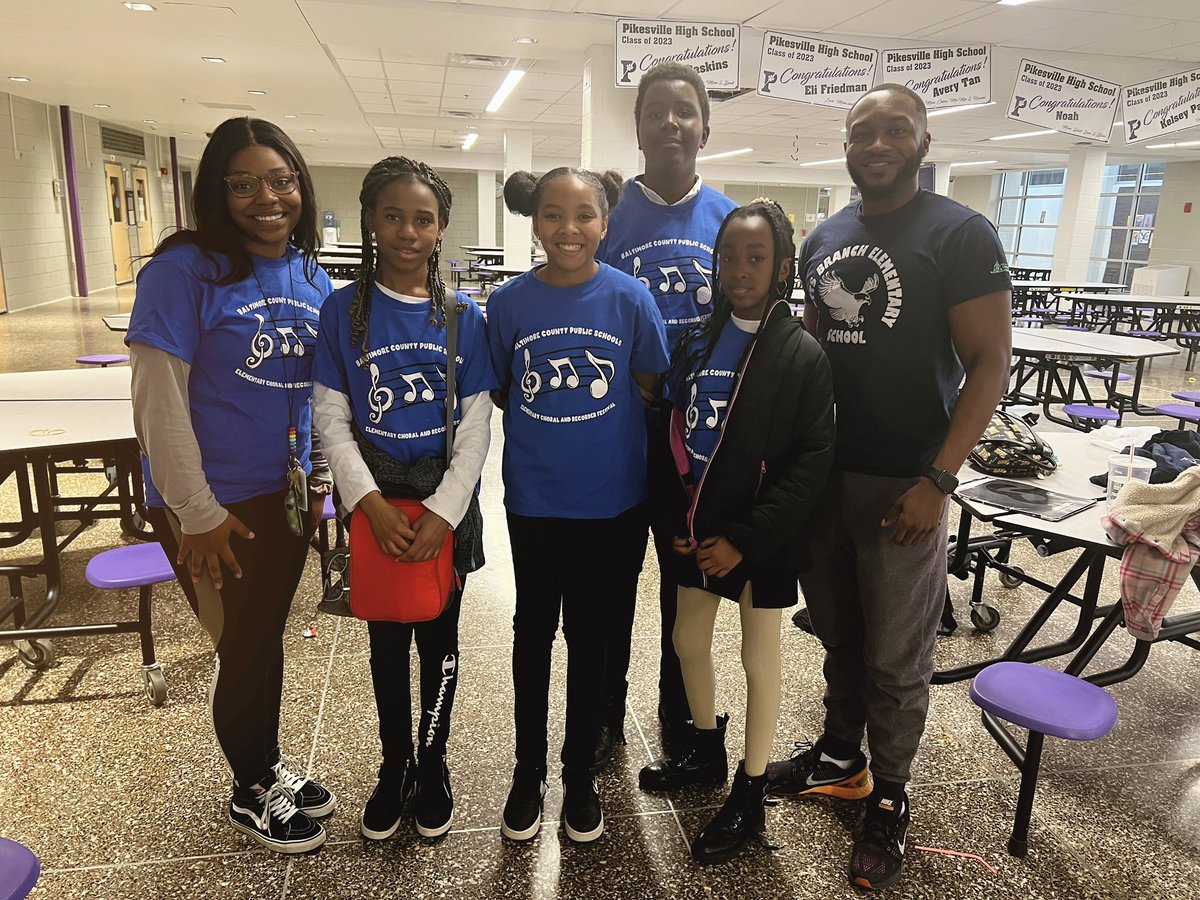 Mr. Perry tweet media