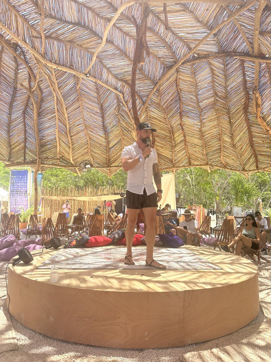 ✨ Gretchen Fox Palmer ✨ tweet media