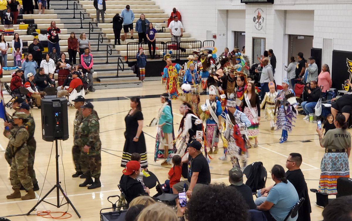 abigailalt191's tweet photo. Beautiful celebration of Indigenous heritage at today's South of the River Powwow. Tasy food, art, music and dance. Glad @ISD191 could host this wonderful event. TY students, families, staff for helping to make this event possible. #communitystrong https://t.co/tVHTIpohU6