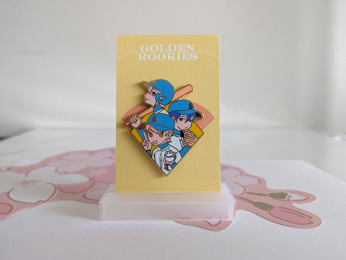 fractionallyfox's tweet photo. Finally got to unpack these beautiful Daiya pins by @hongslice and @aceofpins. ⚾✨ https://t.co/NvUxKuLsQC