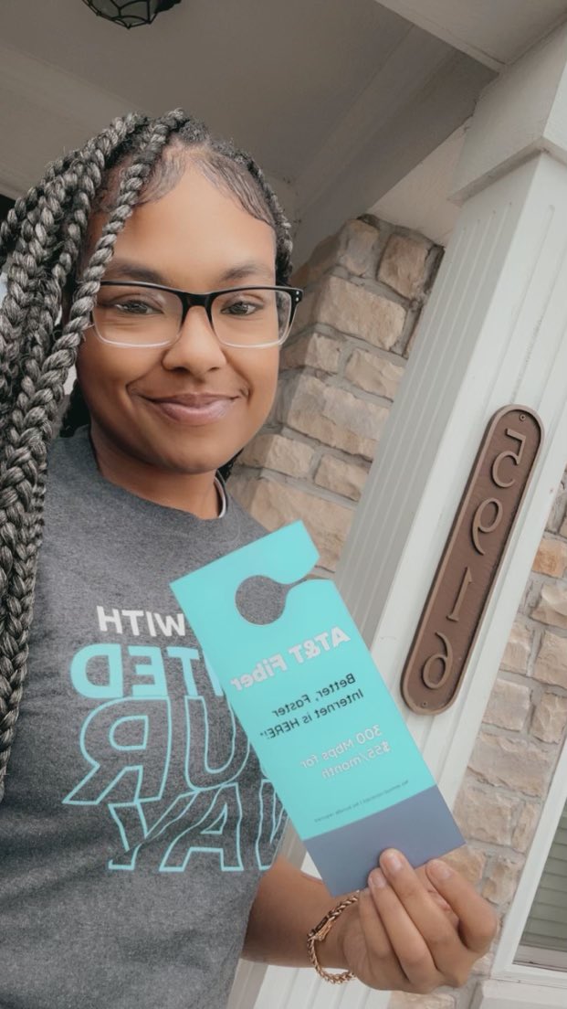 AttAaliyah's tweet photo. Out flyer dropping in our local neighborhoods that just got fiber! 🌐 #TheBurg #ATTFiber #LifeAtATT @Yassersek @KemmerlingAdam @Jon_Russell__ https://t.co/iKeTU0uUOx