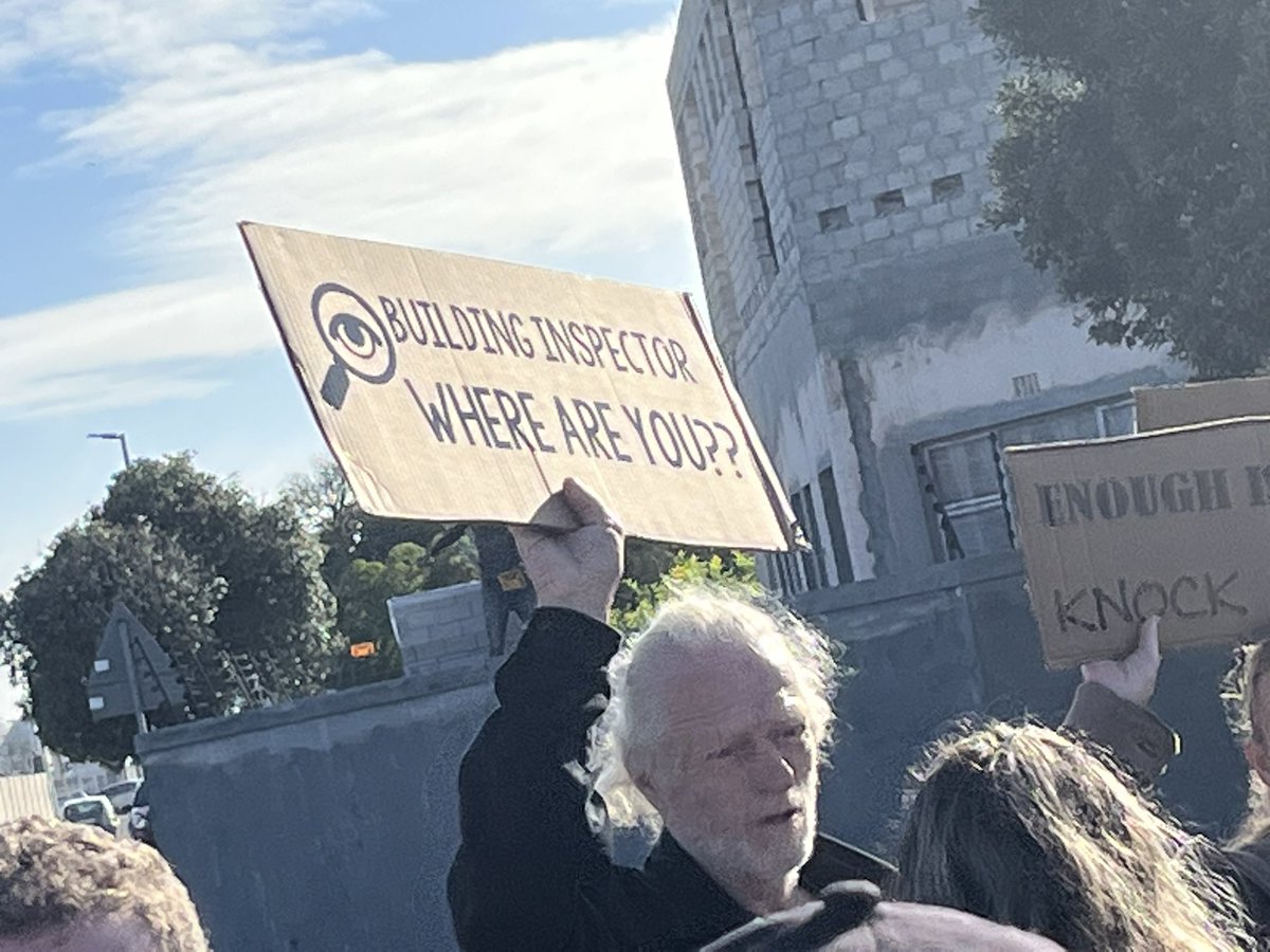 Tijgerhof's tweet photo. Congrats and thank you to all who ventured out this morning to voice their concerns about illegal building going on in our area. #tijgerhof #standtogether #eddieedwards #deputymayor #cityofcapetown #sanddrift    # https://t.co/dtKEWQ6VG3
