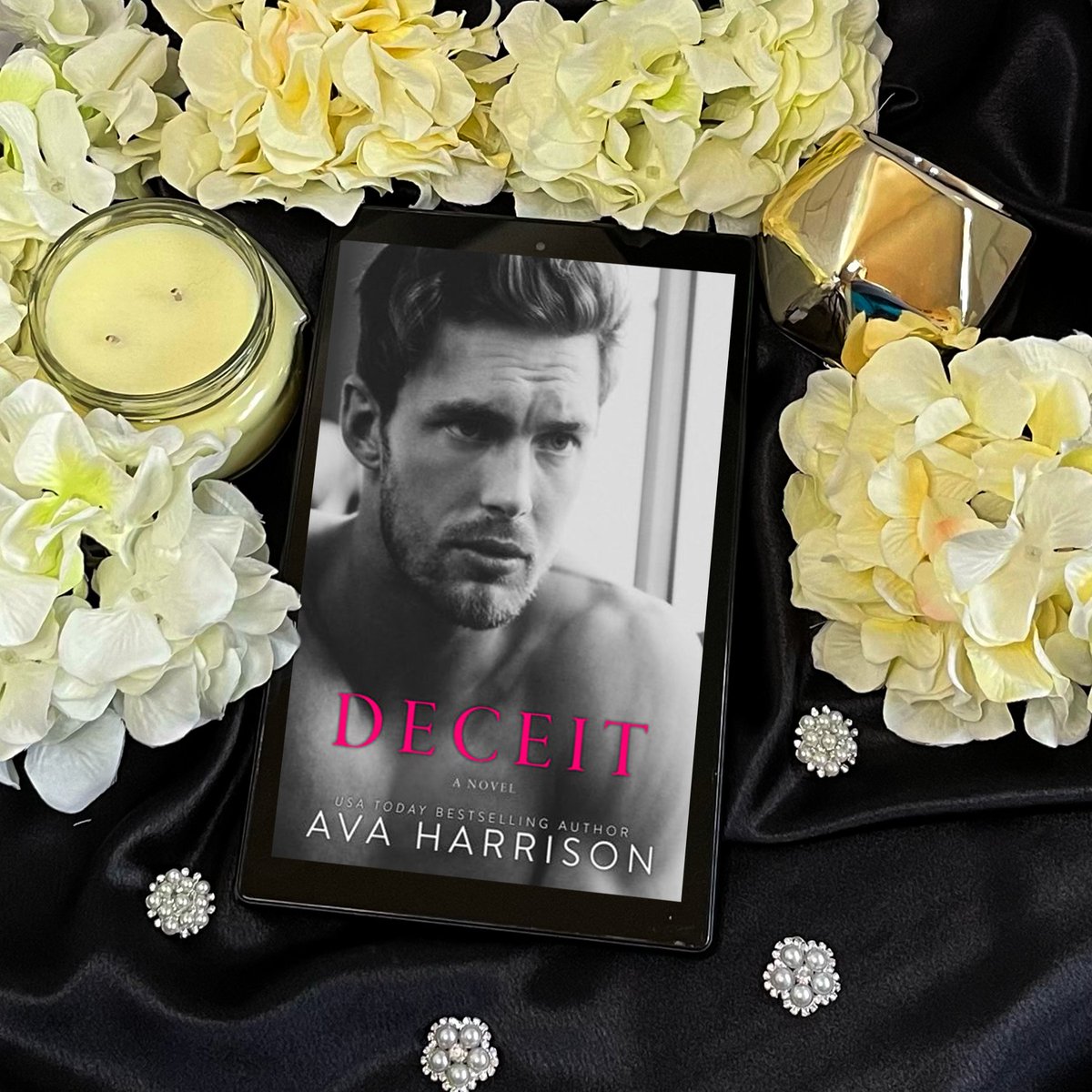 BBookboyfriend's tweet photo. Time for your April Freebie! Deceit by @avaharrison333 is available FREE to Billionaire Book Boyfriend Club members only through May 14th.

 Sign up for the book club here: https://t.co/akYeTKPAnX

#bbbcauthors #billionairebookboyfriend #freebook #freebie #freebooks https://t.co/FVJxiYAdpz