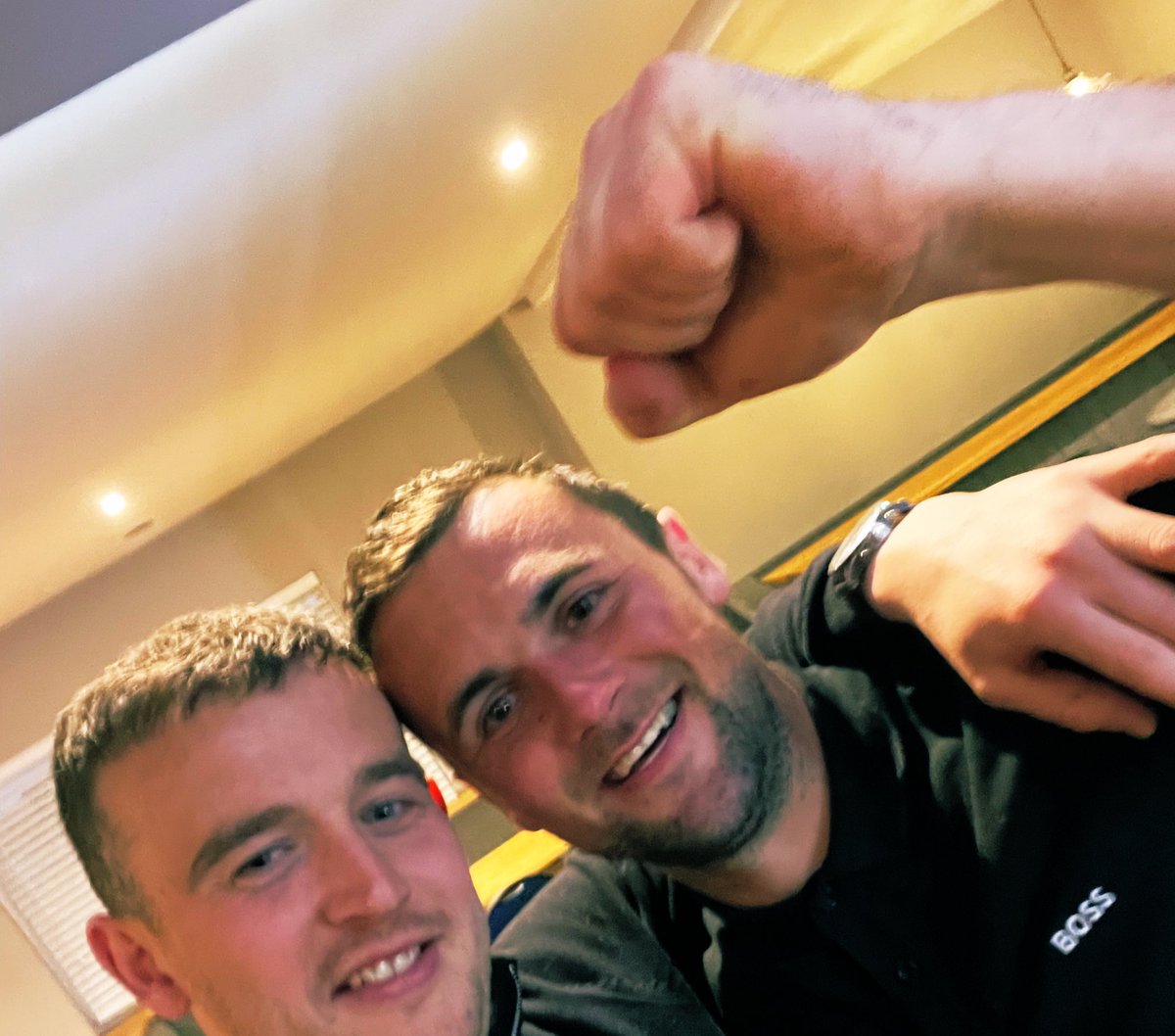 AdClayton3's tweet photo. Up the blooos @WinsfordUnited @rickpeters123 #fullbackunion https://t.co/d524AzLIW9