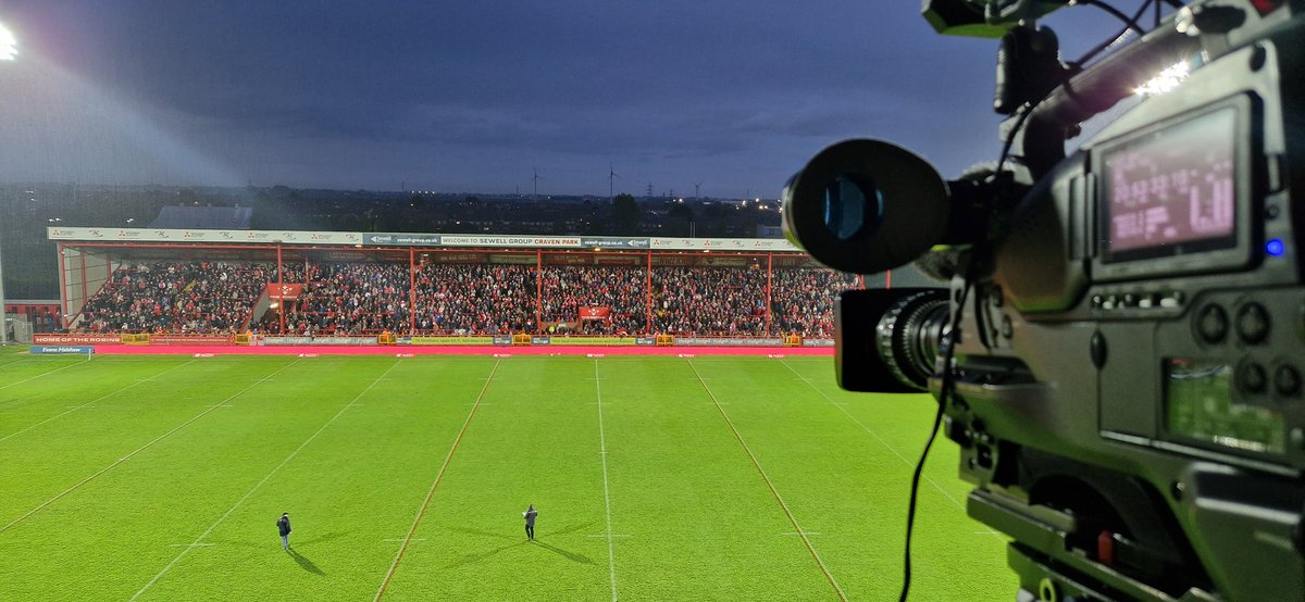 A wet night at @hullkrofficial but another great performance. #livecamera #rugbyleague #Hull #sportscamera #SuperLeague