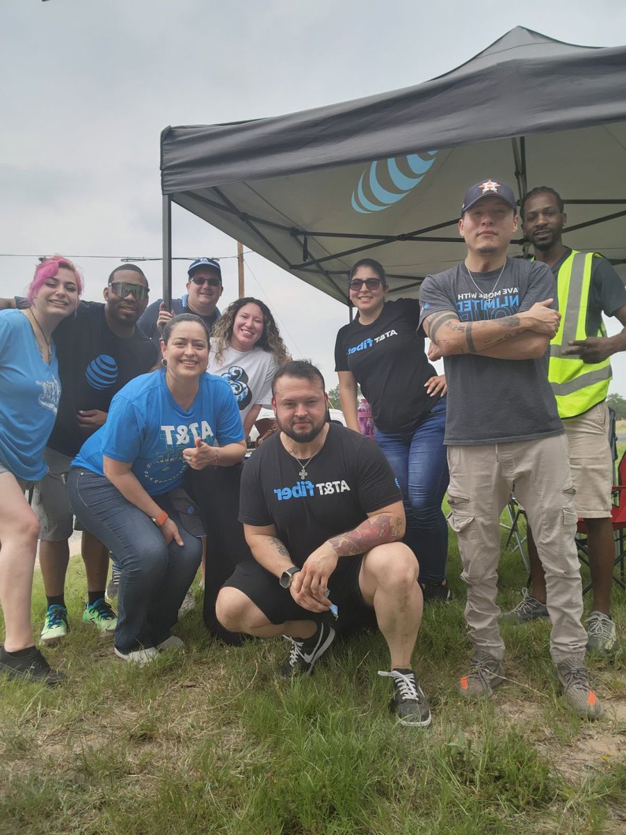 CarrizalesJudy's tweet image. It’s Prime Time! Shoutout to this team spreading that Fiber hype! Let’s go! #STXFiberFlex