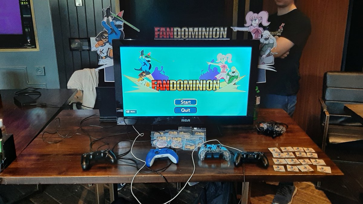 Ylissium's tweet photo. Yoo! We're at the Twitch Toronto Community Meetup showing off #Fandominion! E-clown to e-clown communication will ensue! For real though kinda crazy we were invited here! ๐๐#TTCHYPE https://t.co/abYzhZFjnf