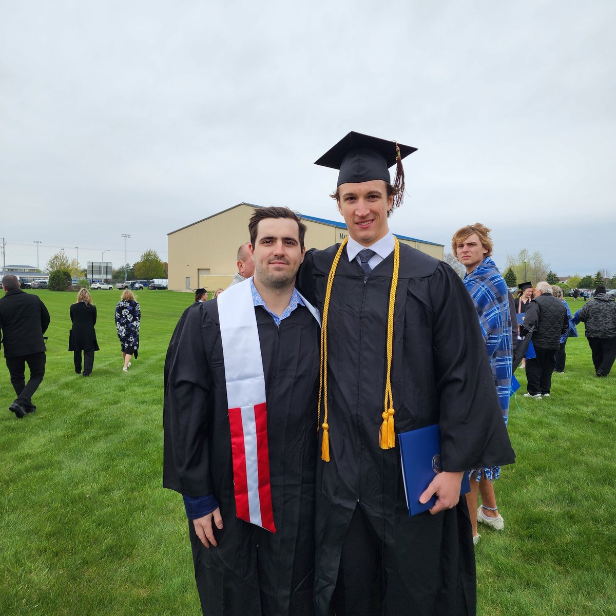 JamieSherlock02's tweet photo. Congrats to these former @CV_Rockies alum. Marian University Gradutes! https://t.co/wwu2zZH9Lr