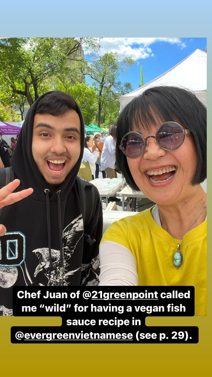 aqnguyen's tweet photo. TY @GrowNYC + @kalnyc for inviting me to sign EGV at the Union Square mkt. So many highs meeting readers and cook. I fangirled when  @marionnestle stopped by. She looked at the book and told the crowd to buy it! Signed copies available at https://t.co/948Ox6Rpls https://t.co/a8UGr4HHsi