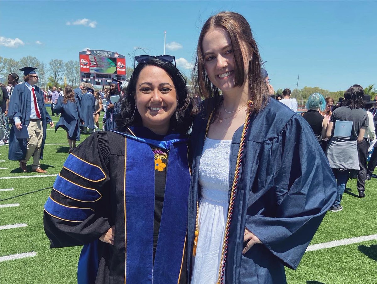 Congratulations, Ship English class of '23! We are so proud of you! 🎓💙❤️