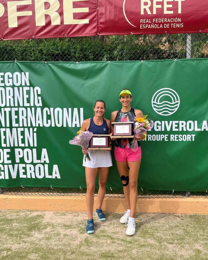 lu_tenis's tweet photo. ¡21º título de dobles para @HuracanGeorgi! En el W25+H de 🇪🇸 Tossa de Mar, junto a 🇨🇭 Conny Perrin, se han impuesto a 🇬🇷 Matoula/🇷🇴 Vasilescu 4-6 6-3 10-7. Y mañana, final en individuales. ¡¡Enhorabuena, huracán!! 🌪️👏🏻💪🏻

📸 IG @connyperrin90 https://t.co/Sn1T6A1sWt