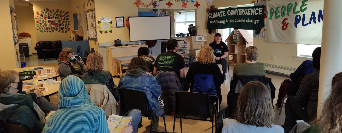 FTT_np's tweet photo. Great morning so far at May 6 FreeSkool in Vancouver! Great workshops all day ๐โ @alisoncolette speaking now on "Building the Struggle in Defense of Mother Earth w/Anti-Capitalist perspective"
#vanpoli #cdnpoli #bcpoli #ClimateJustice #StopTMX #FreeSkool #ClimateAction https://t.co/dSqDg5cnnF