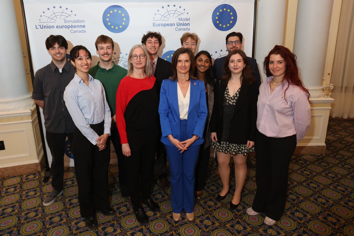McGill Model EU delegation in Ottawa with the EU Ambassador to Canada. Great students, great event!  <a href="/JMCMontreal/">Jean Monnet Montréal</a> <a href="/McGillArts/">McGillARTS</a> <a href="/McGillPoliSci/">McGill Poli Sci</a> <a href="/EUinCanada/">European Union in Canada</a>
