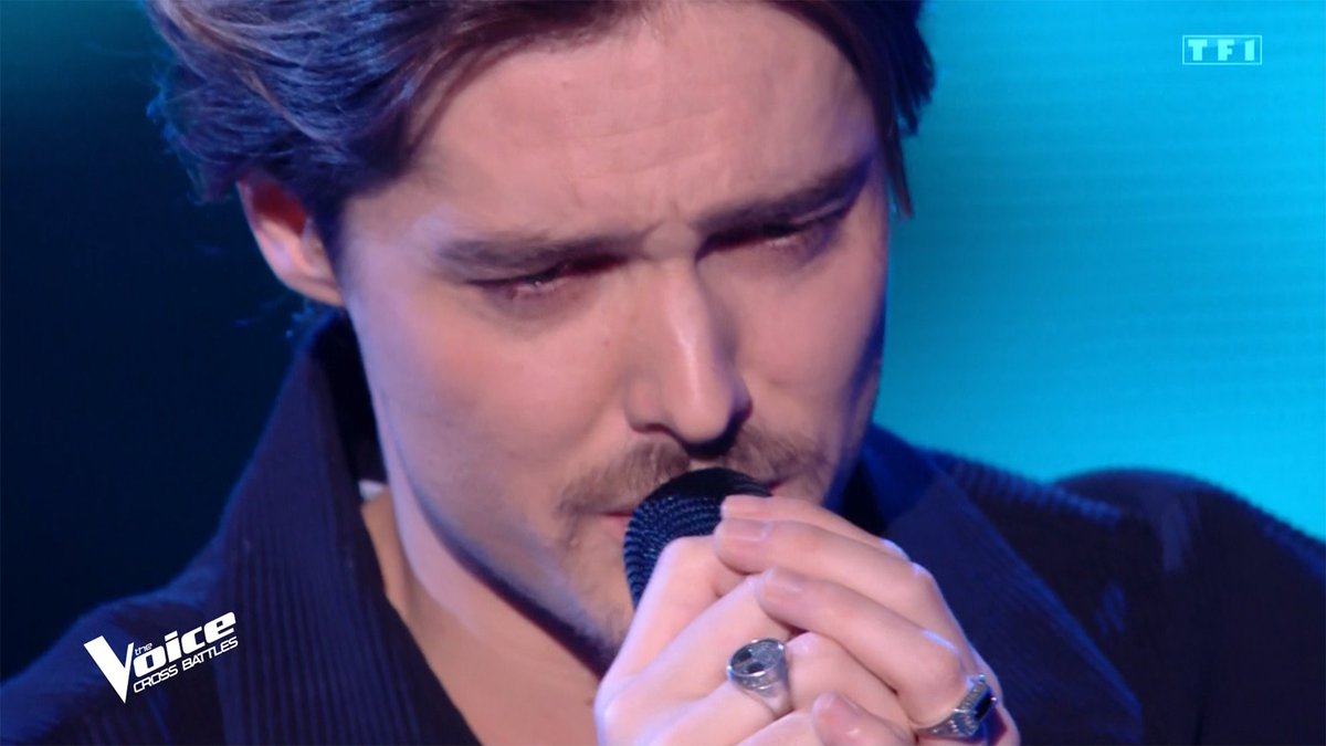 tweetolivier's tweet photo. #TheVoice #ThomasLaRose sur "Je vole" bon choix de chanson Un énorme ressenti https://t.co/N6tulERqCI