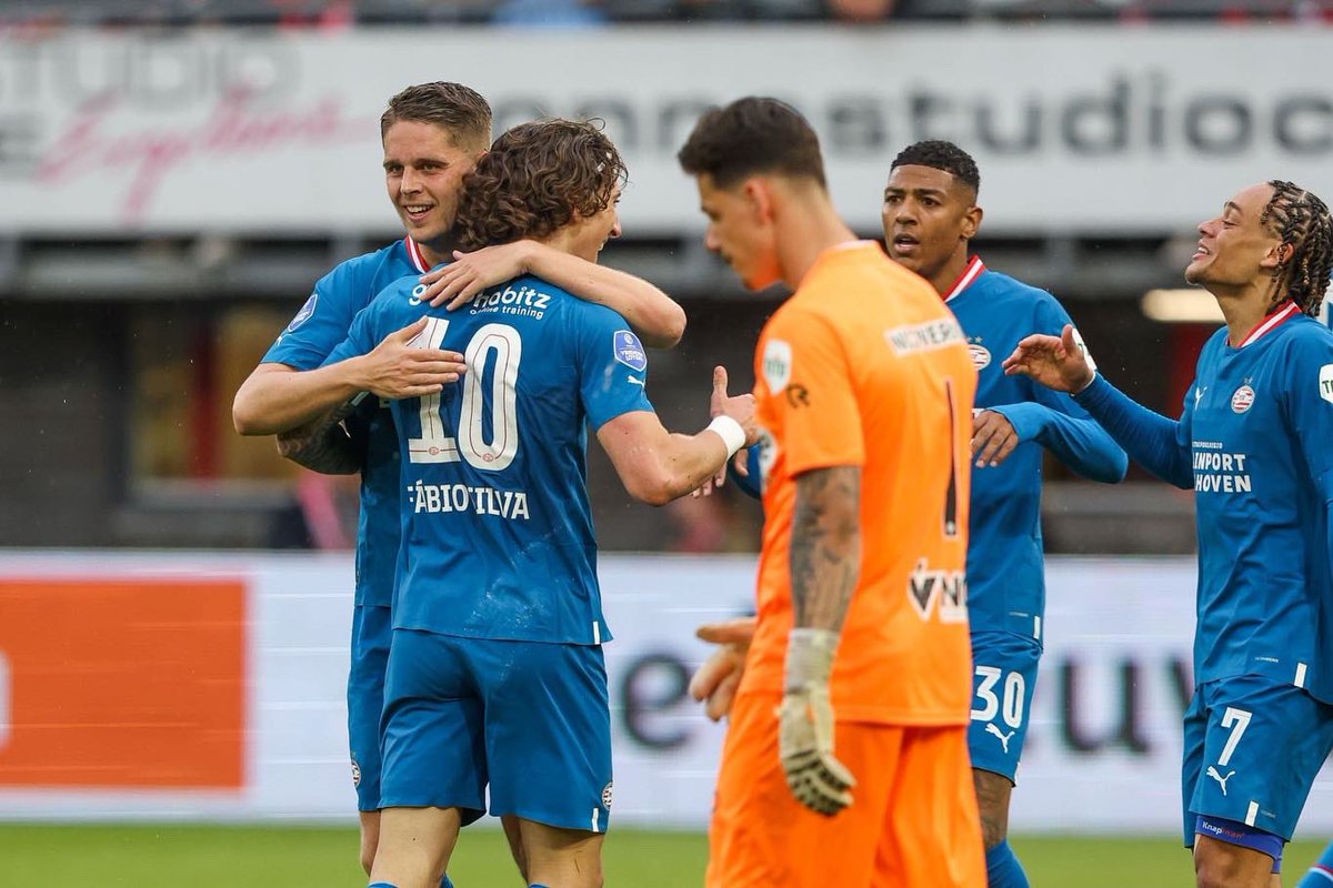 fabio_silva's tweet photo. This Club❤️🤍😮‍💨 https://t.co/B0c4tFCnVq