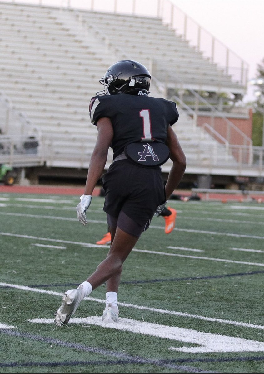 PJGoins2's tweet photo. Work💯 @JasonKervin @KimEarl_Jr @AlphaProspects @AHSFootball @quonmarshall16 @RecruitGeorgia https://t.co/TGAyxxwm6e