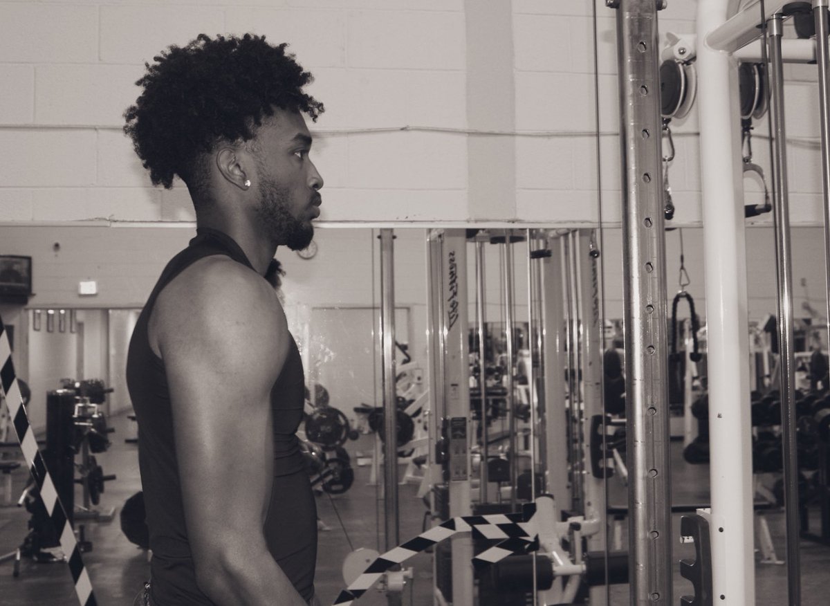 overlooking me= makin me hungrier for success!🗣️
