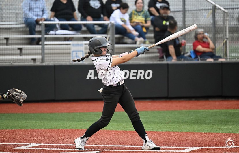haileydenyce22's tweet photo. #22 out
a memorable journey it was with this program #4peatchamps #3playoffappearances #2bidistrictchamps #2areaappearances 🤍 https://t.co/0Gcmp4VmVS