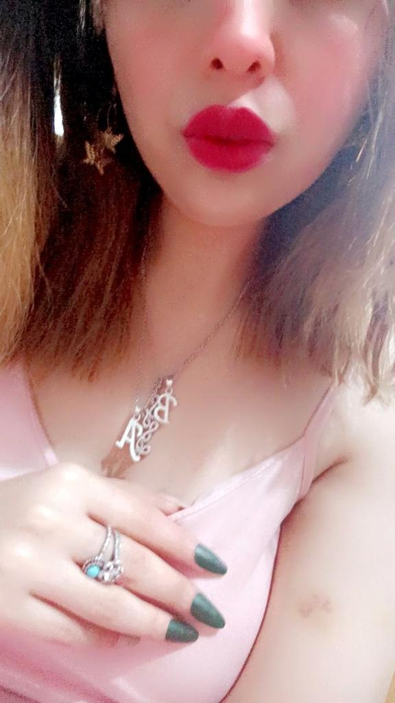 MoMo99213612's tweet photo. @bhhgf490 استقبل كل لميول اريد سالب او بنت يكونو خدام وضيعين الي حته اسويلهم كروب واطيهم مكافأت https://t.co/32aGxe3bfe
