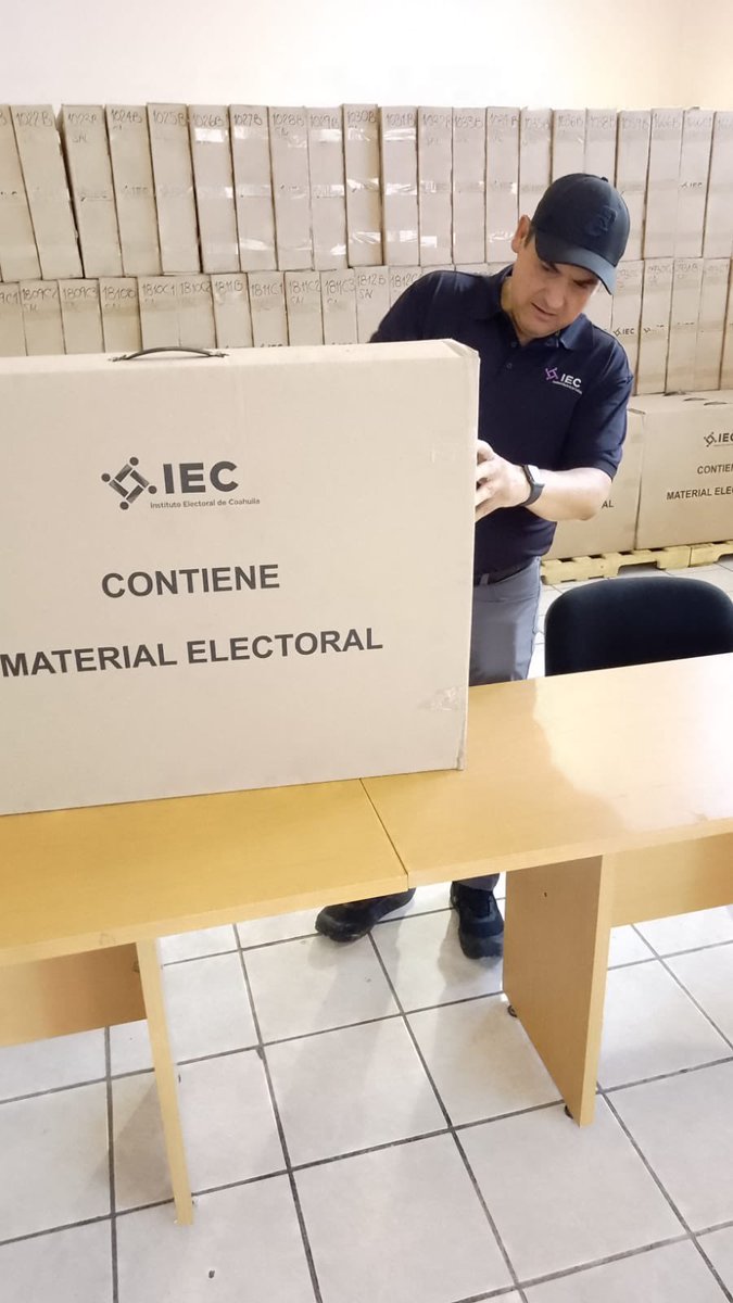 CM_Saltillo's tweet photo. Reacomodo de Material Electoral https://t.co/sy9d1GIEoC