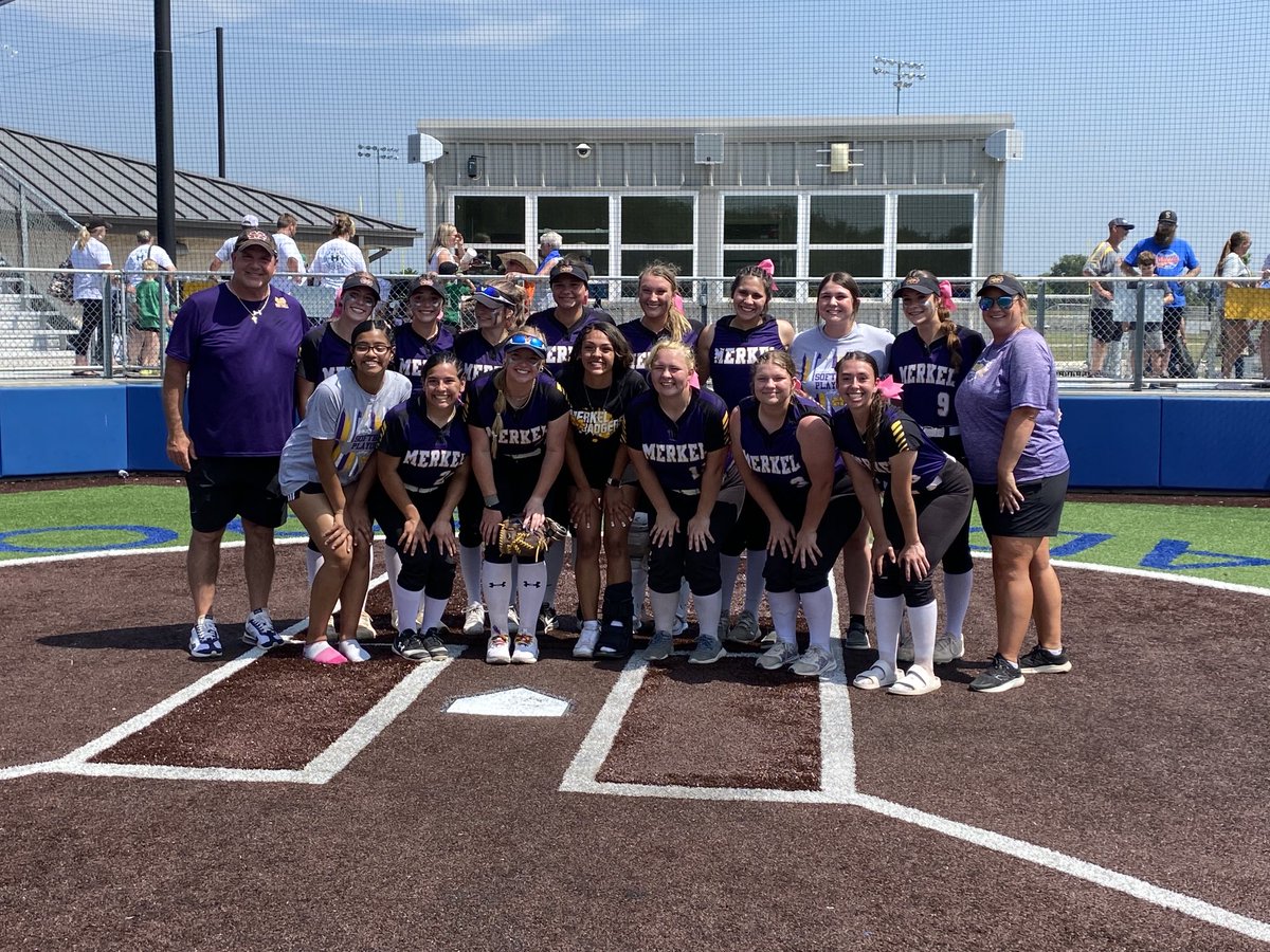 kates_will's tweet photo. Your ⁦@merkelisd⁩ Lady Badgers beat Iowa Park in 2 Games!! AREA CHAMPS!! On to the next. ⁦@sportsfreaknut⁩ #BadgerBuilt #ProcessPromoters ⁦@EpicNemec⁩ https://t.co/IZnwmDIRUF
