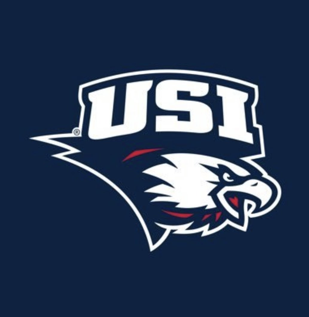 channah18304496's tweet photo. After a great conversation I am blessed to receive my first offer from @usiwbb
Thank you to @RandaD21 and the rest of the coaching staff for this opportunity! @CClady_raiders @TNFlightEYBL @WeWorkHoops https://t.co/CH9DCgHwjV